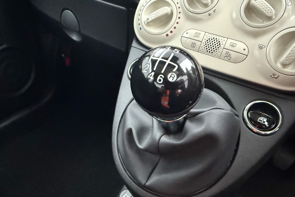 Fiat 500 1.0 Mild Hybrid 3Dr Manual Petrol-Electric Hybrid Hatchback - Stock Number (1568630) - 11th supplementary image
