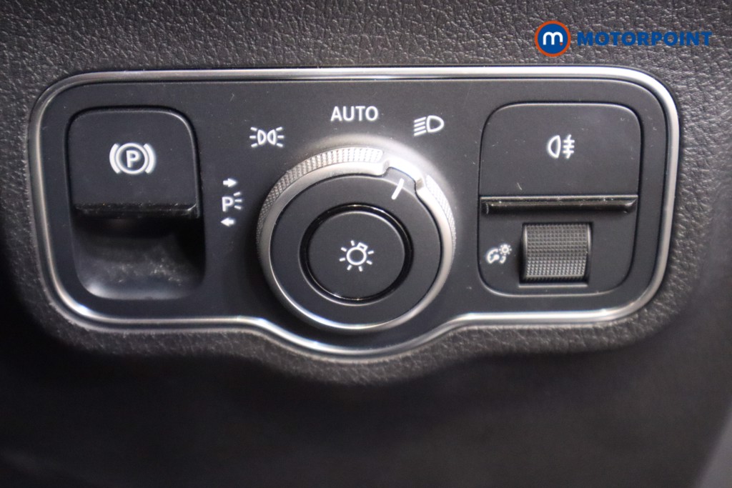 Mercedes-Benz GLB Amg Line Automatic Diesel SUV - Stock Number (1569249) - 17th supplementary image