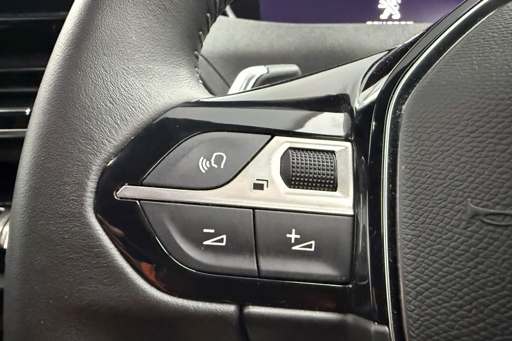 Peugeot 3008 Active Automatic Petrol Plug-In Hybrid SUV - Stock Number (1569454) - 3rd supplementary image