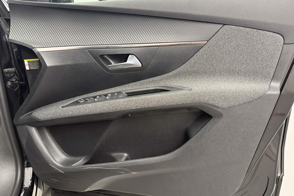 Peugeot 3008 Active Automatic Petrol Plug-In Hybrid SUV - Stock Number (1569454) - 15th supplementary image