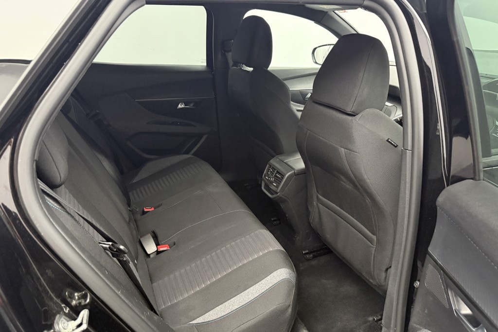 Peugeot 3008 Active Automatic Petrol Plug-In Hybrid SUV - Stock Number (1569454) - 19th supplementary image