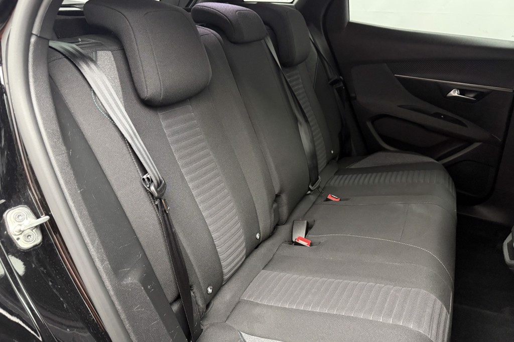 Peugeot 3008 Active Automatic Petrol Plug-In Hybrid SUV - Stock Number (1569454) - 21st supplementary image