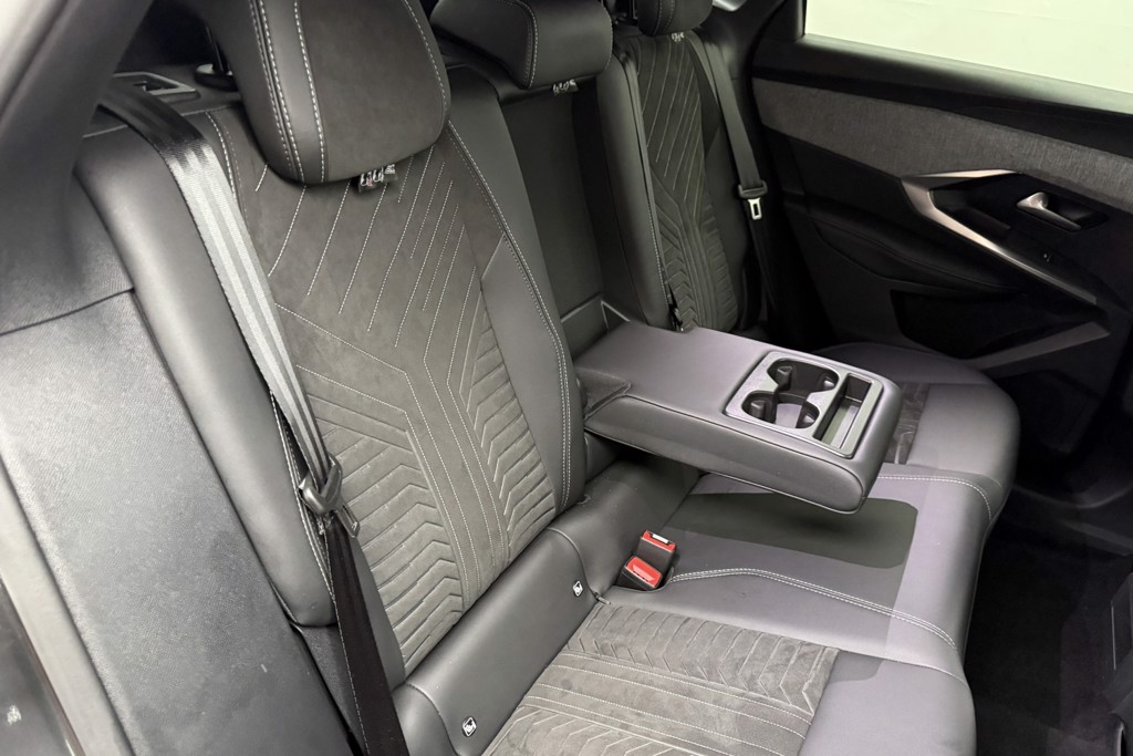 Peugeot 3008 GT Automatic Petrol SUV - Stock Number (1569485) - 27th supplementary image