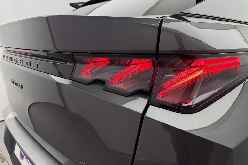 Peugeot 3008 GT Automatic Petrol SUV - Stock Number (1569485) - 29th supplementary image