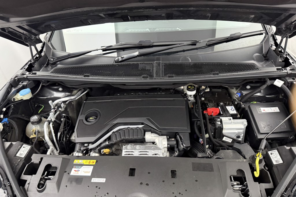 Peugeot 3008 GT Automatic Petrol SUV - Stock Number (1569485) - 36th supplementary image