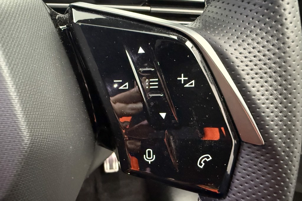 Peugeot 3008 GT Automatic Petrol-Electric Hybrid SUV - Stock Number (1569489) - 5th supplementary image
