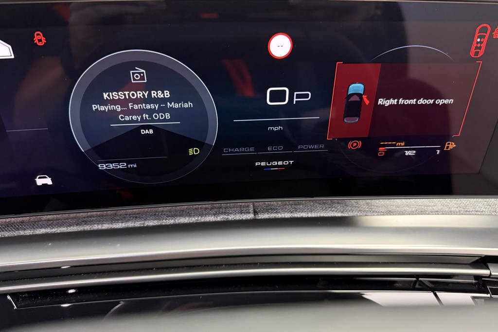 Peugeot 3008 GT Automatic Petrol-Electric Hybrid SUV - Stock Number (1569489) - 6th supplementary image