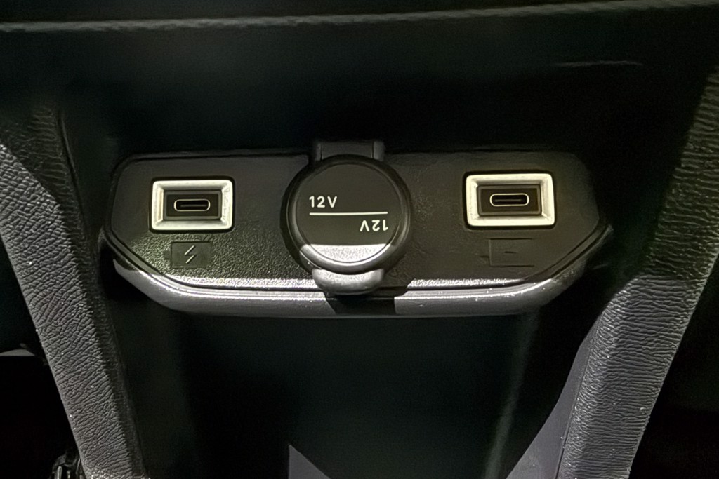 Peugeot 3008 GT Automatic Petrol-Electric Hybrid SUV - Stock Number (1569489) - 27th supplementary image