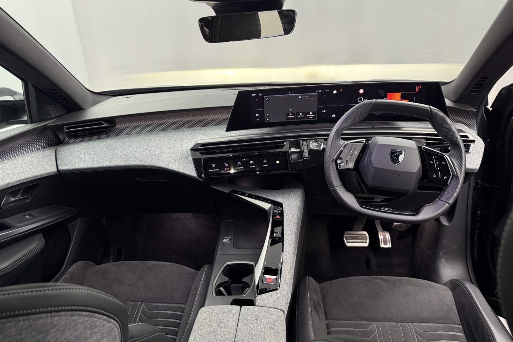 Peugeot 3008 GT Automatic Petrol SUV - Stock Number (1569490) - 2nd supplementary image
