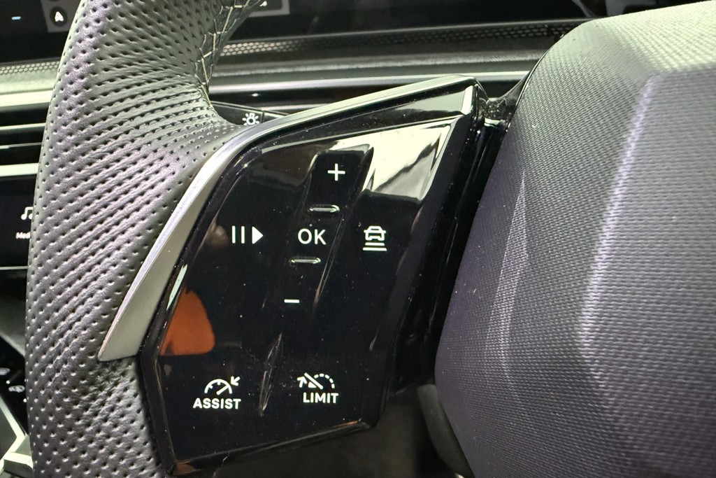 Peugeot 3008 GT Automatic Petrol SUV - Stock Number (1569490) - 4th supplementary image