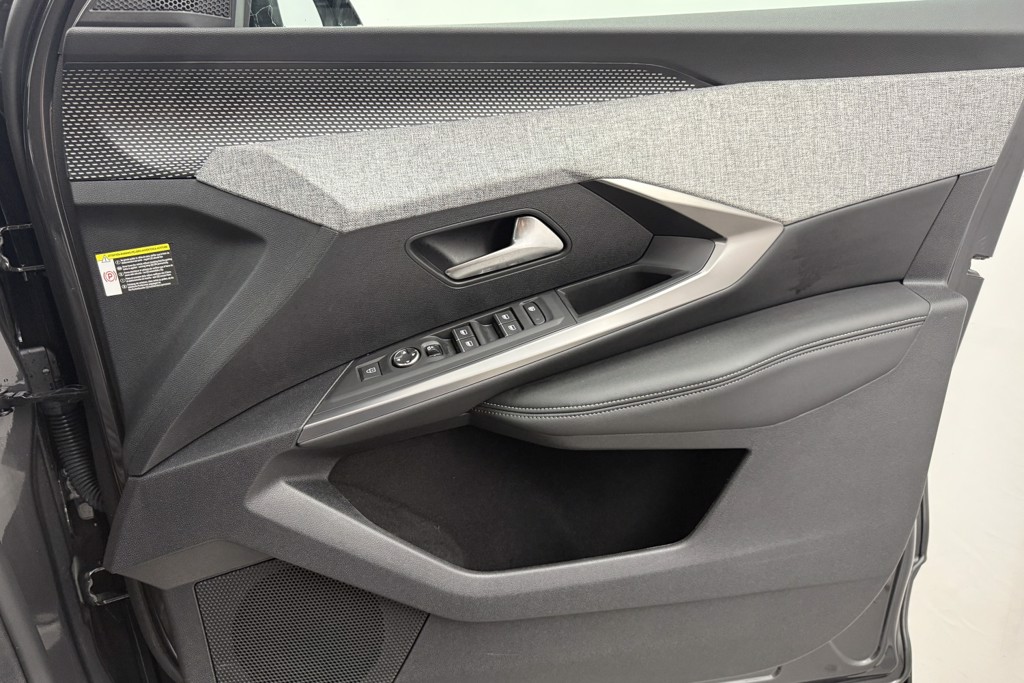Peugeot 3008 GT Automatic Petrol SUV - Stock Number (1569490) - 19th supplementary image