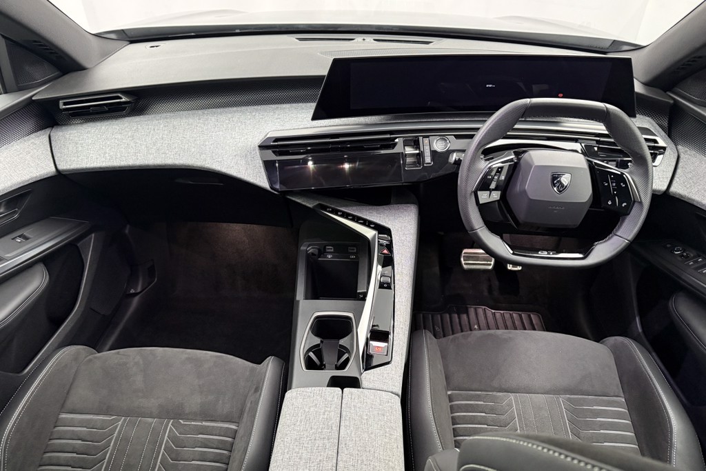 Peugeot 3008 GT Automatic Petrol SUV - Stock Number (1569493) - 2nd supplementary image