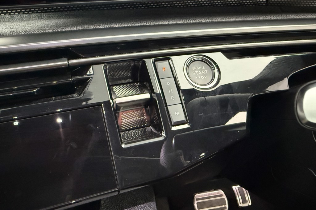 Peugeot 3008 GT Automatic Petrol SUV - Stock Number (1569493) - 12th supplementary image