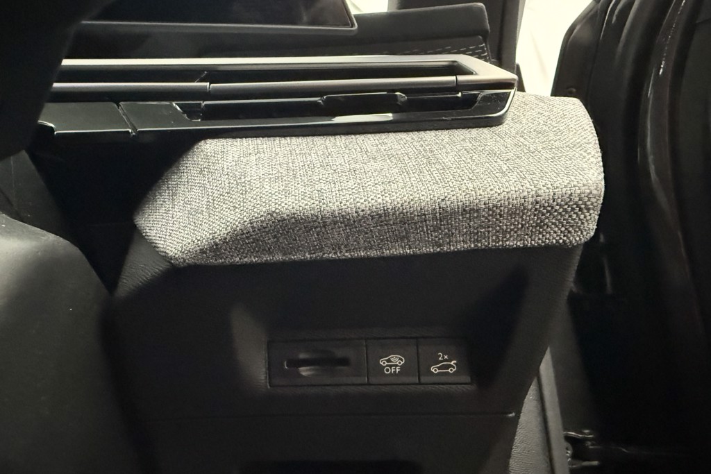 Peugeot 3008 GT Automatic Petrol SUV - Stock Number (1569493) - 18th supplementary image