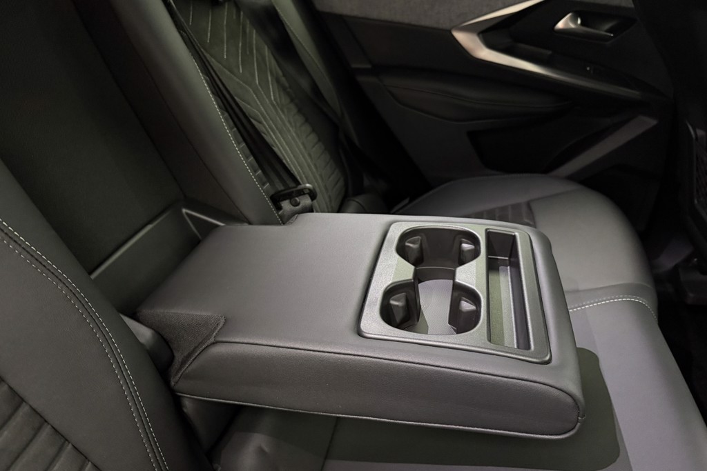 Peugeot 3008 GT Automatic Petrol SUV - Stock Number (1569493) - 27th supplementary image