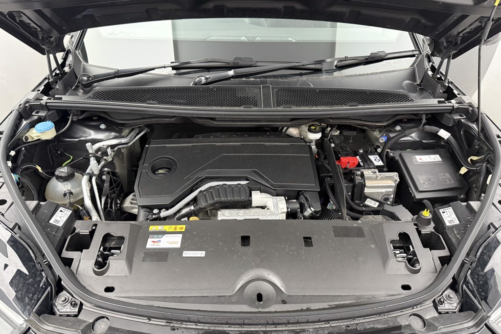 Peugeot 3008 GT Automatic Petrol SUV - Stock Number (1569493) - 33rd supplementary image