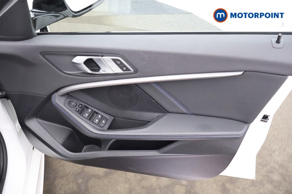 BMW 1 Series M Sport Manual Diesel Hatchback - Stock Number (1569515) - 9th supplementary image