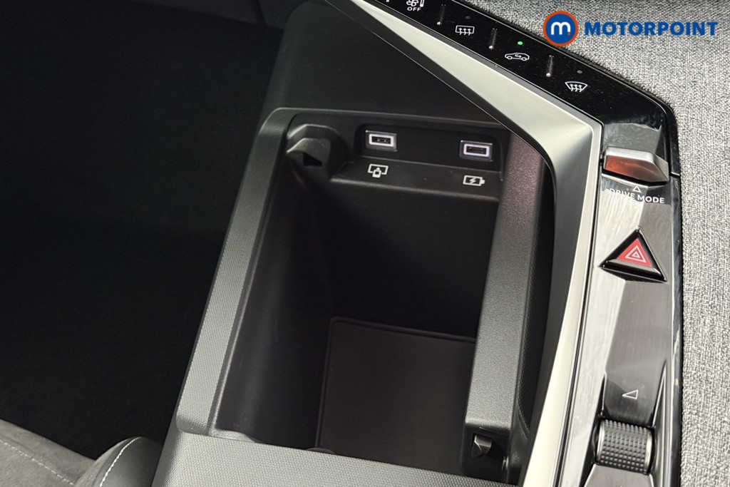 Peugeot 3008 GT Automatic Petrol SUV - Stock Number (1569570) - 16th supplementary image