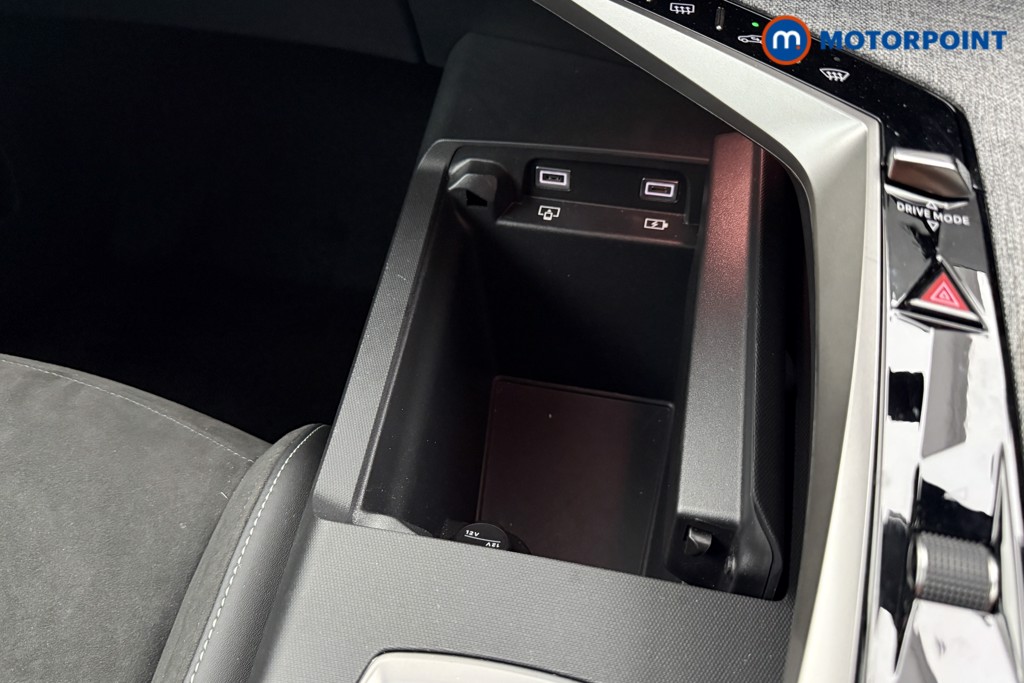 Peugeot 3008 GT Automatic Petrol SUV - Stock Number (1569579) - 14th supplementary image