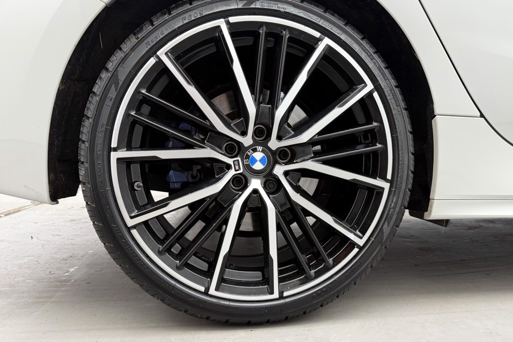BMW 1 Series M Sport Manual Petrol Hatchback - Stock Number (1569628) - 38th supplementary image