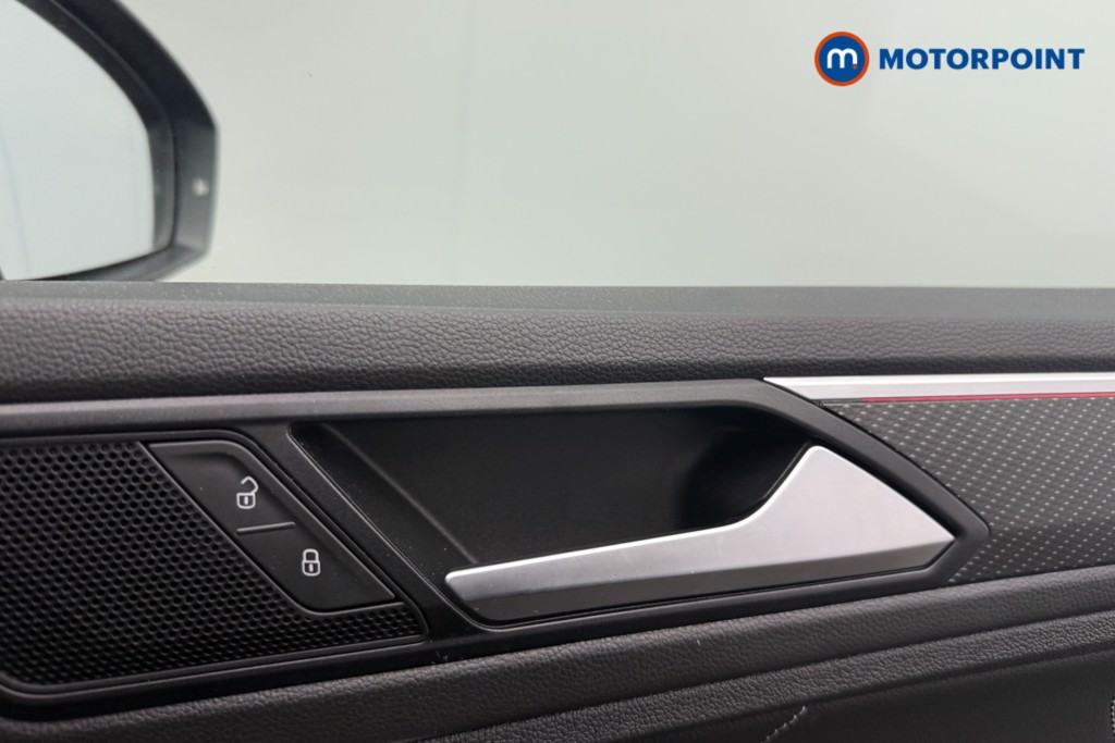 Volkswagen Tiguan R-Line Automatic Petrol SUV - Stock Number (1570016) - 11th supplementary image