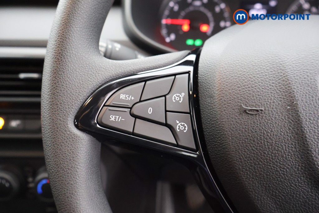 Dacia Sandero Essential Manual Petrol Hatchback - Stock Number (1570051) - 2nd supplementary image