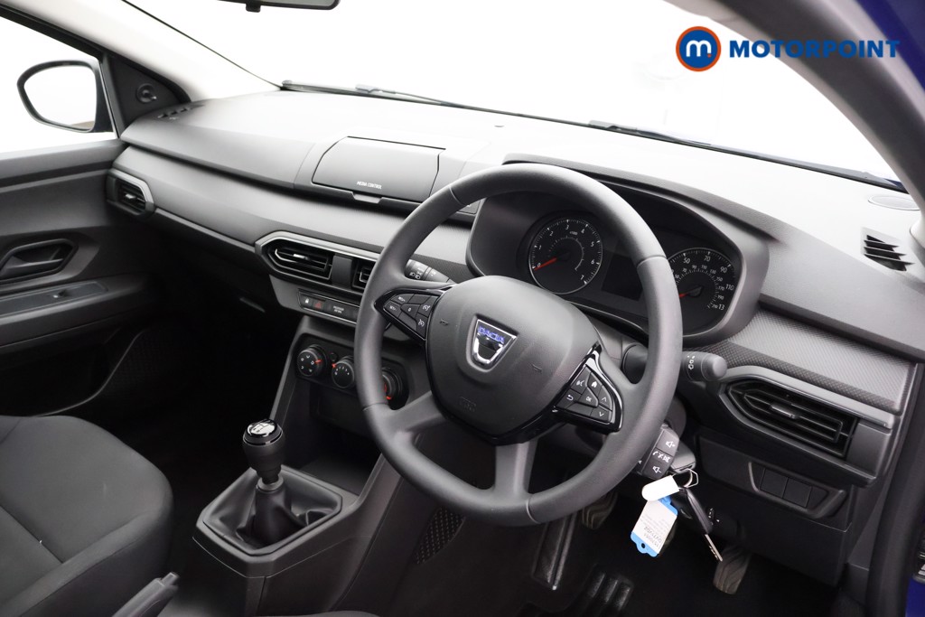 Dacia Sandero Essential Manual Petrol Hatchback - Stock Number (1570051) - 10th supplementary image