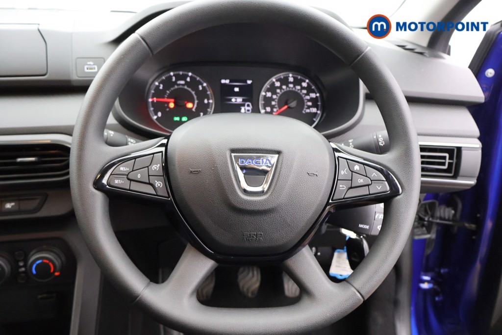 Dacia Sandero Essential Manual Petrol Hatchback - Stock Number (1570051) - 1st supplementary image
