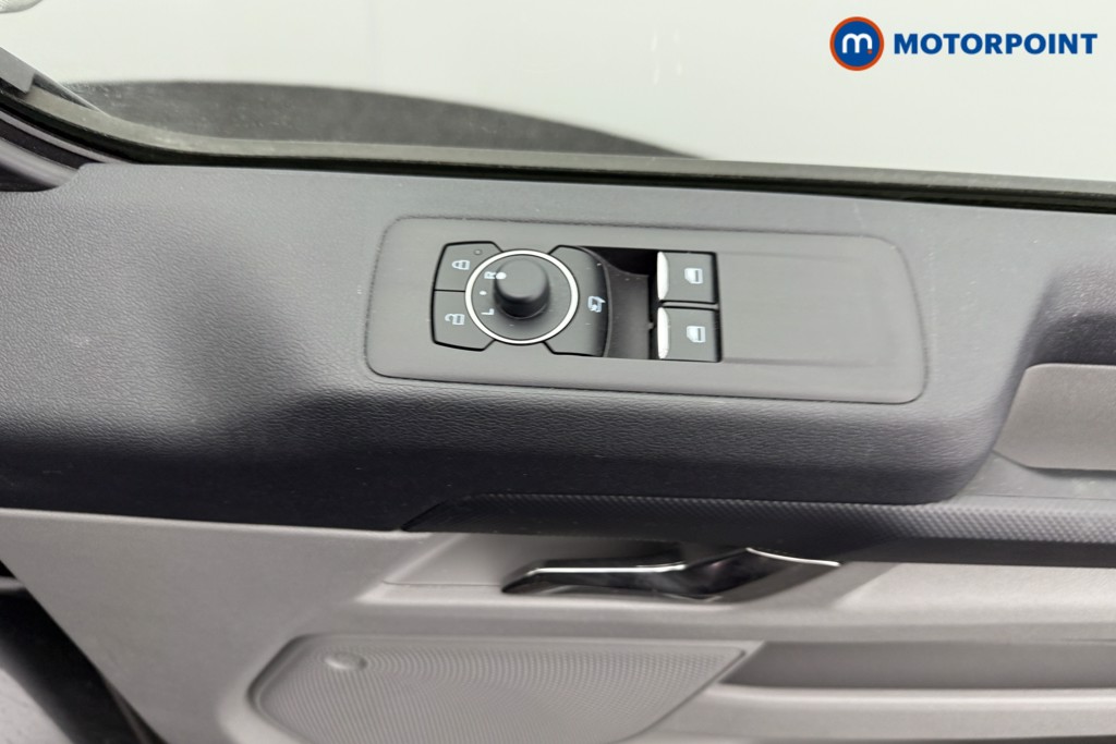 Ford Transit Custom Limited Automatic Diesel Panel Van - Stock Number (1570109) - 13th supplementary image