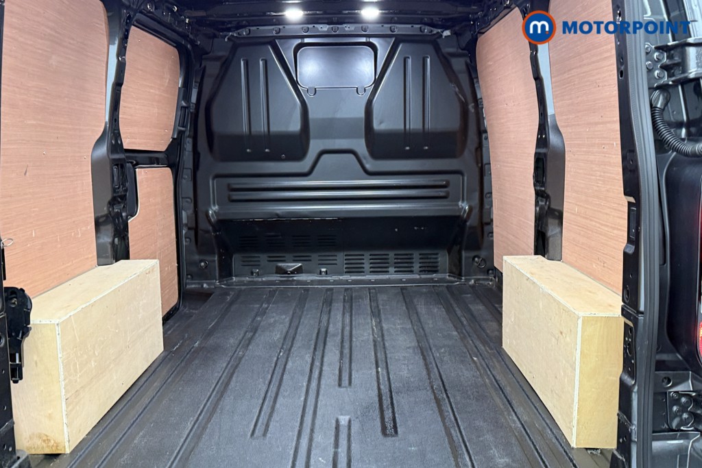 Ford Transit Custom Limited Automatic Diesel Panel Van - Stock Number (1570109) - 18th supplementary image