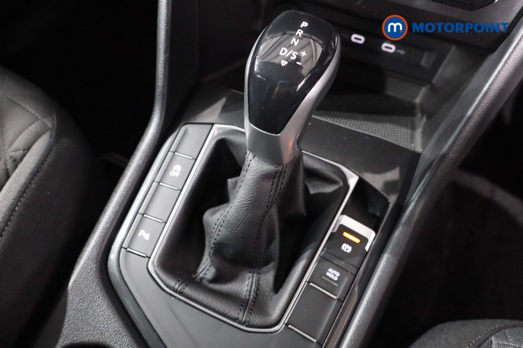 Volkswagen Tiguan Life Automatic Petrol SUV - Stock Number (1570120) - 14th supplementary image