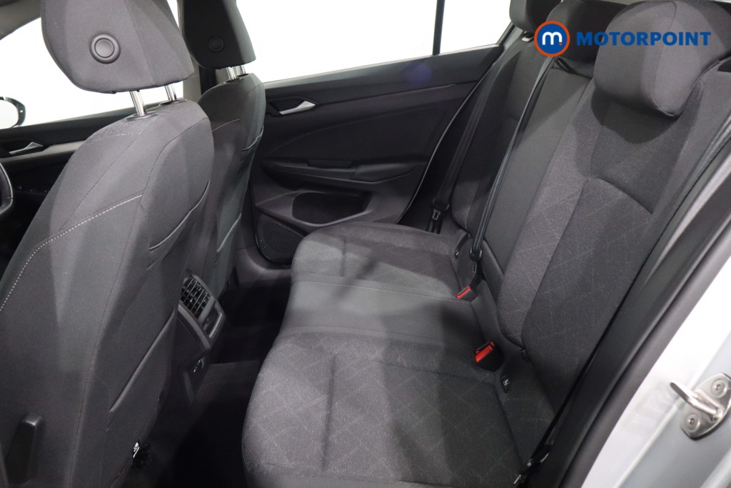 Volkswagen Golf Life Automatic Diesel Hatchback - Stock Number (1570125) - 5th supplementary image