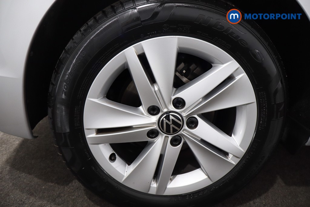 Volkswagen Golf Life Automatic Diesel Hatchback - Stock Number (1570125) - 9th supplementary image