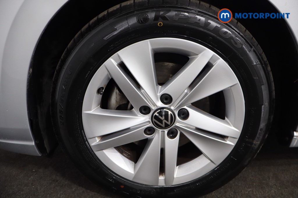 Volkswagen Golf Life Automatic Diesel Hatchback - Stock Number (1570125) - 11th supplementary image