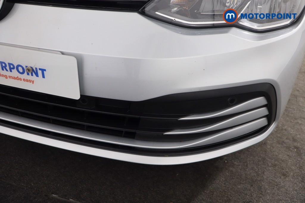 Volkswagen Golf Life Automatic Diesel Hatchback - Stock Number (1570125) - 28th supplementary image