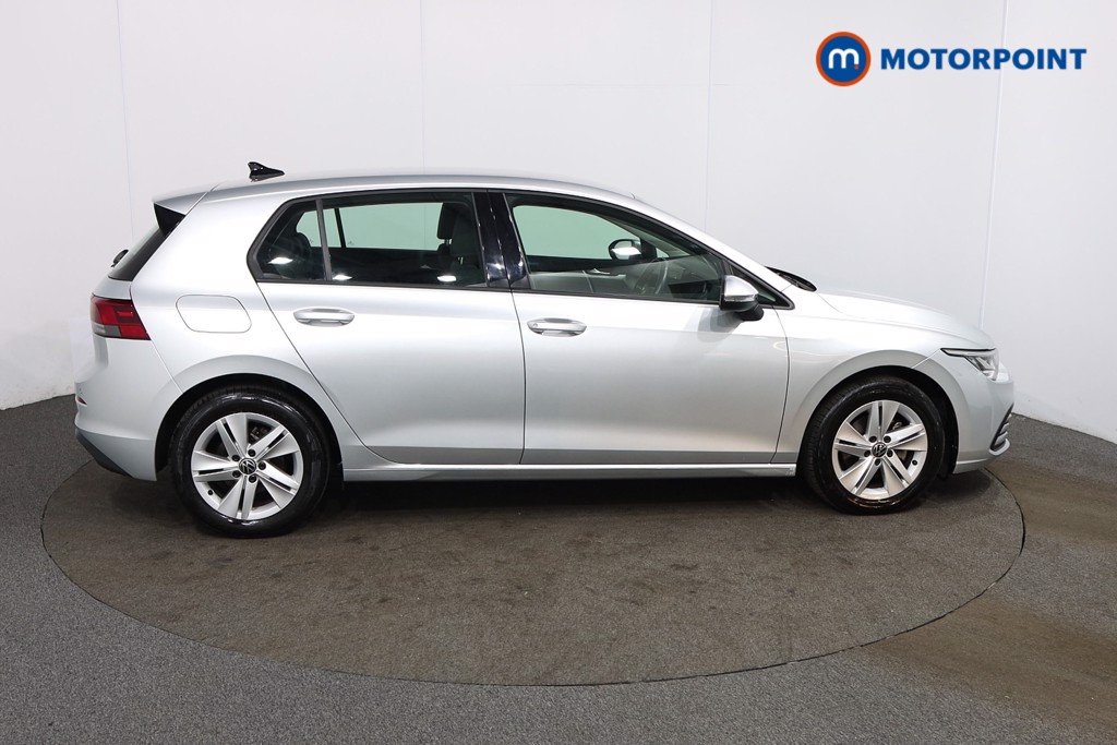 Volkswagen Golf Life Automatic Diesel Hatchback - Stock Number (1570125) - Drivers side