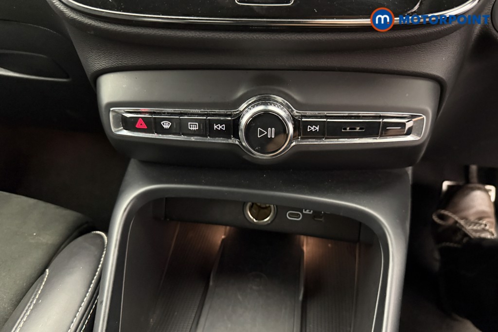 Volvo Xc40 Twin Automatic Electric SUV - Stock Number (1570215) - 10th supplementary image