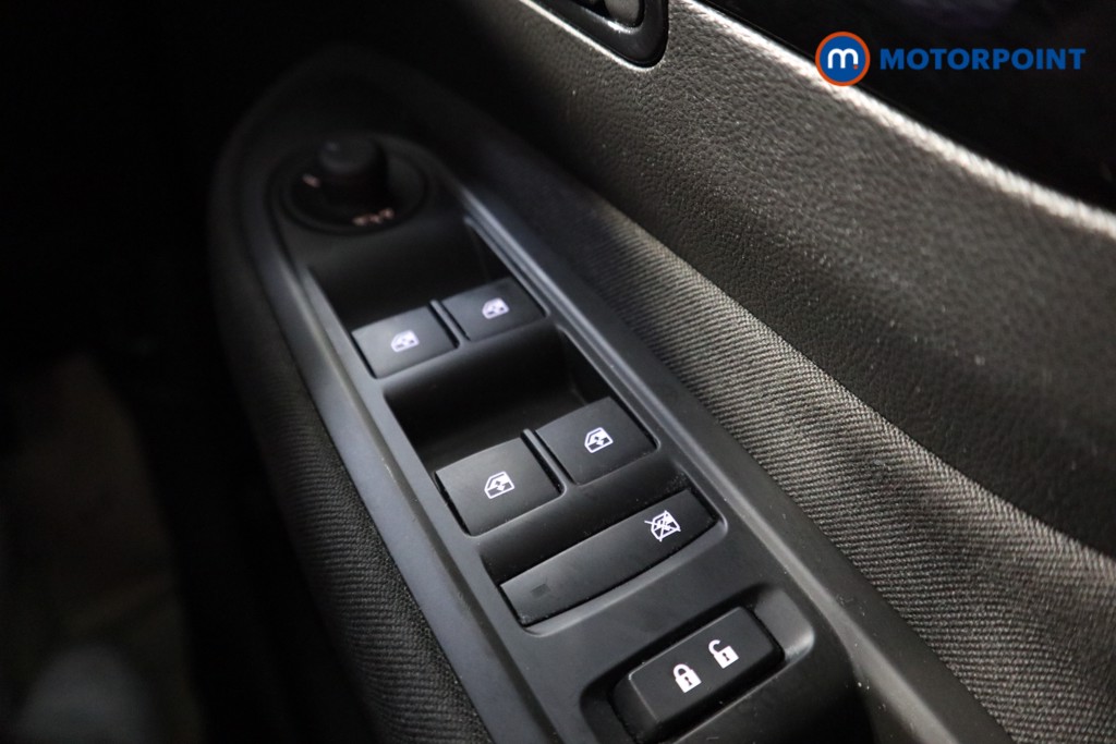 Vauxhall Mokka X Design Nav Manual Petrol SUV - Stock Number (1570529) - 6th supplementary image