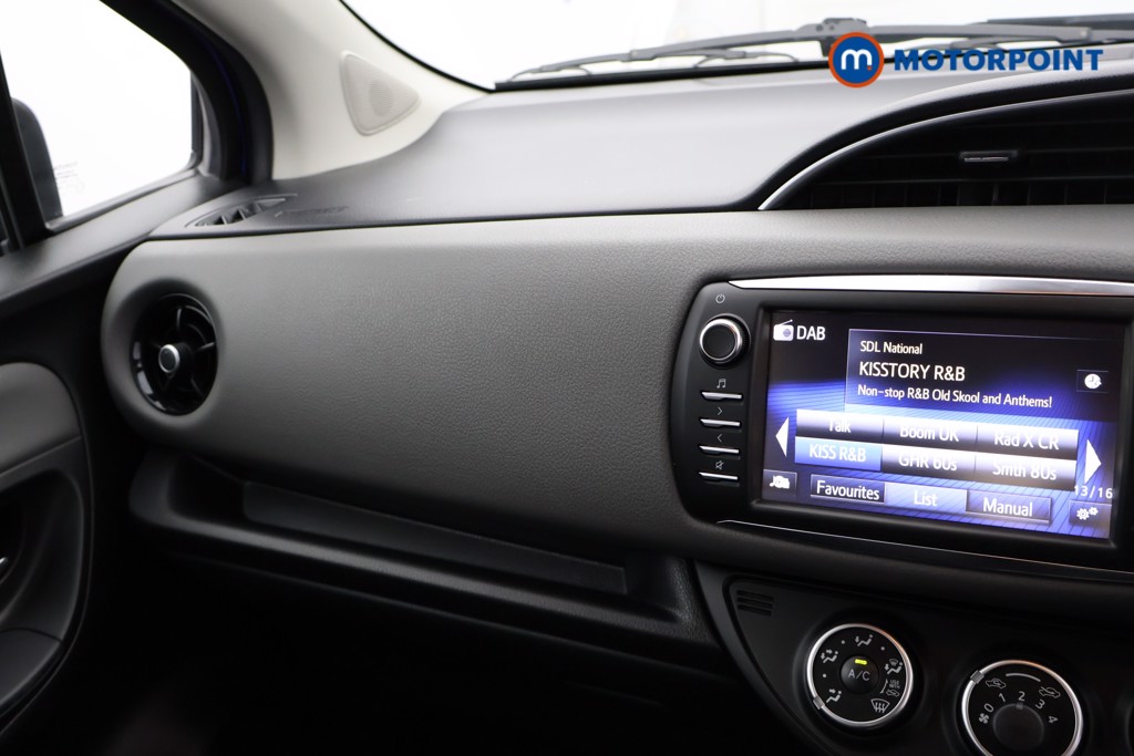 Toyota Yaris Icon Tech Manual Petrol Hatchback - Stock Number (1570582) - 7th supplementary image