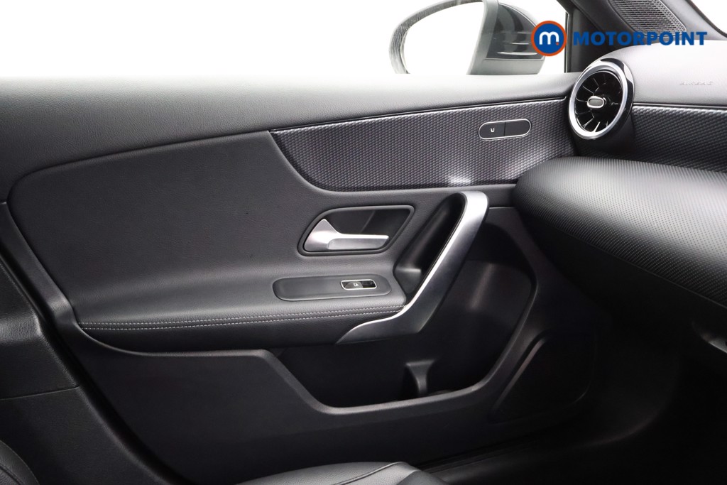 Mercedes-Benz A Class Sport Executive Edition Automatic Petrol Saloon - Stock Number (1570585) - 9th supplementary image