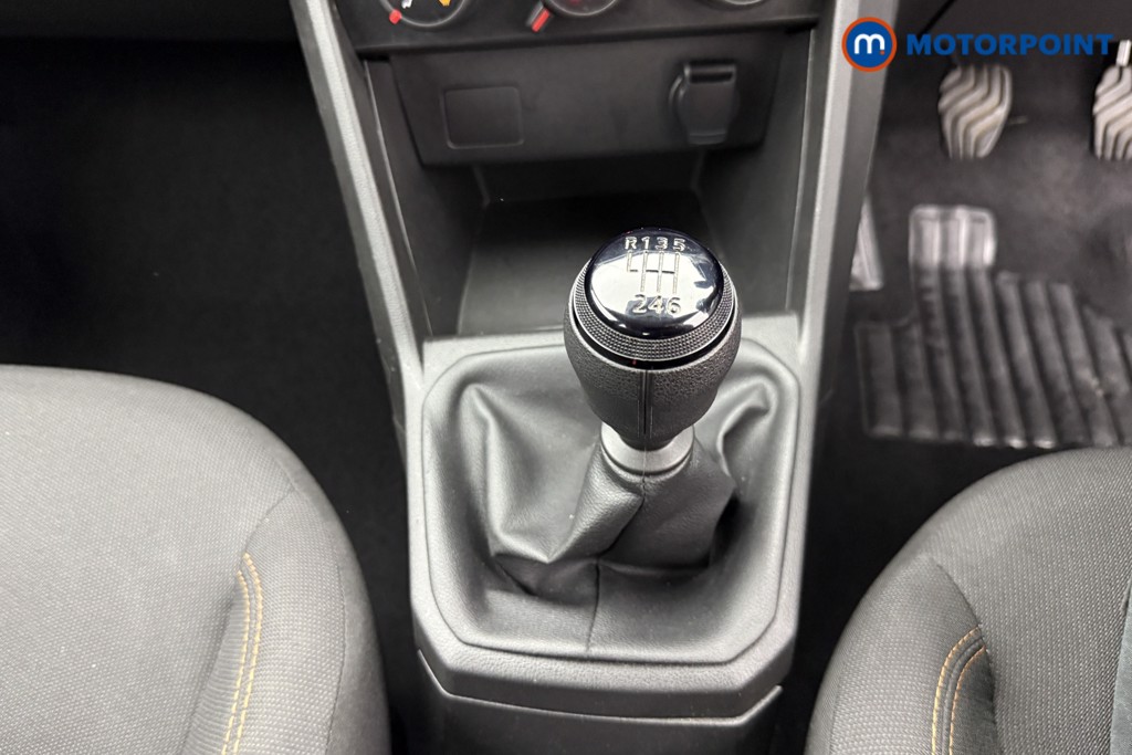 Dacia Sandero Stepway Essential Manual Petrol Hatchback - Stock Number (1570672) - 7th supplementary image