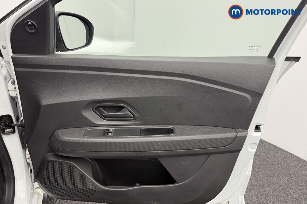 Dacia Sandero Stepway Essential Manual Petrol Hatchback - Stock Number (1570672) - 11th supplementary image