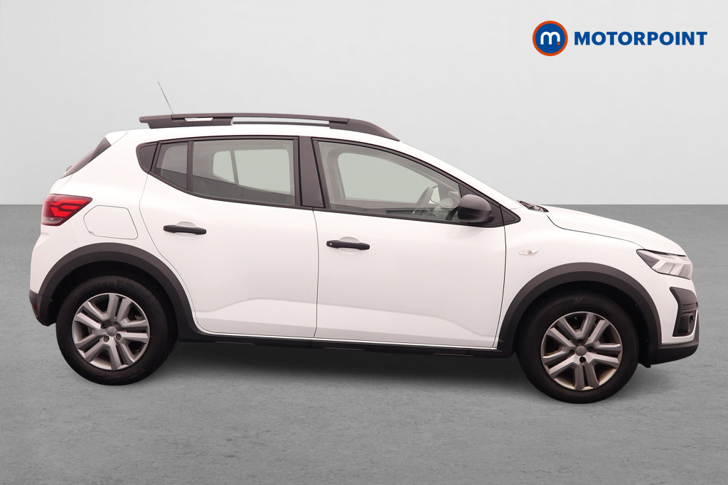 Dacia Sandero Stepway Essential Manual Petrol Hatchback - Stock Number (1570672) - Drivers side