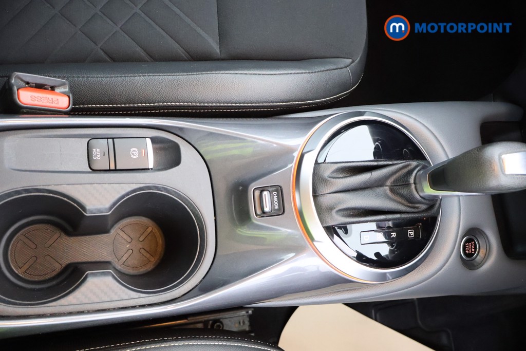 Nissan Juke Tekna Automatic Petrol SUV - Stock Number (1571082) - 6th supplementary image