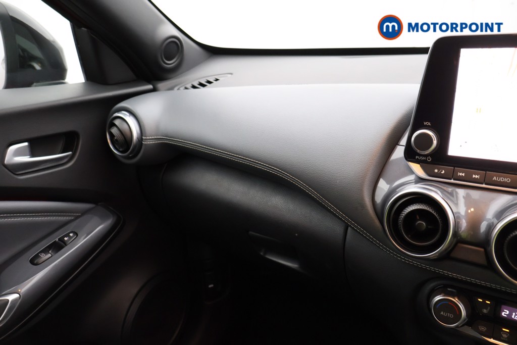 Nissan Juke Tekna Automatic Petrol SUV - Stock Number (1571082) - 7th supplementary image