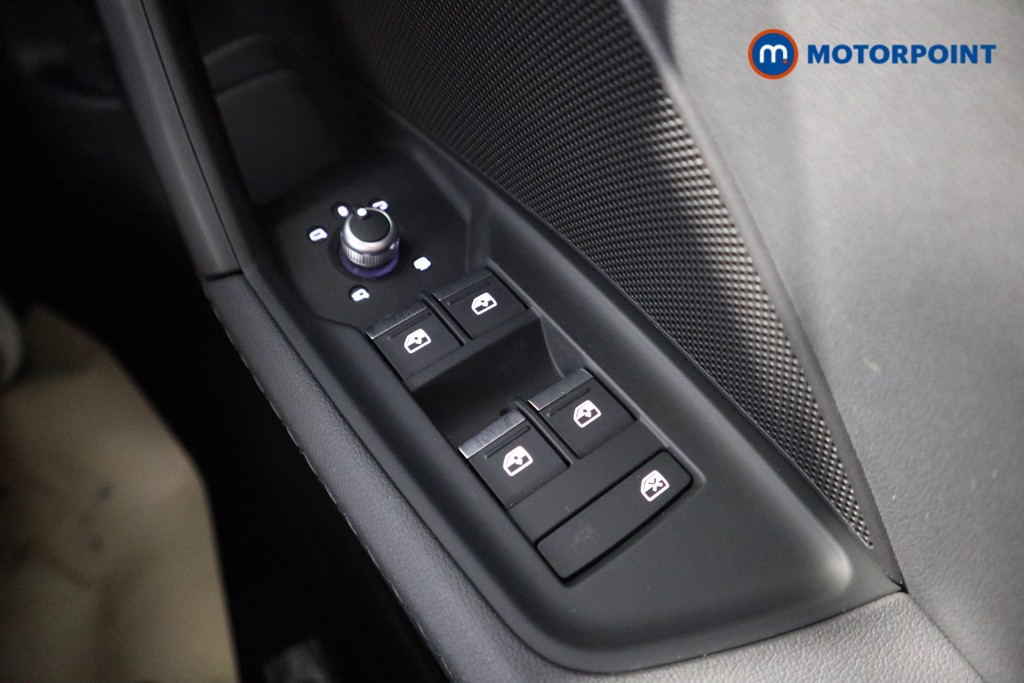 Audi A3 S Line Manual Petrol Hatchback - Stock Number (1571940) - 6th supplementary image