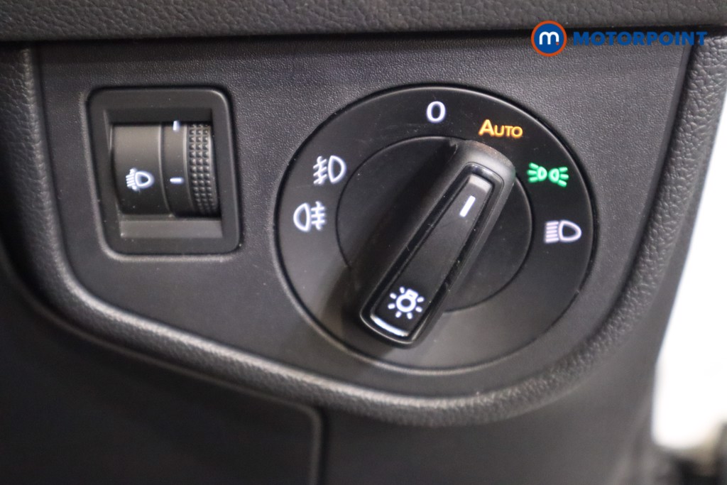 Volkswagen Polo R-Line Manual Petrol Hatchback - Stock Number (1571945) - 16th supplementary image