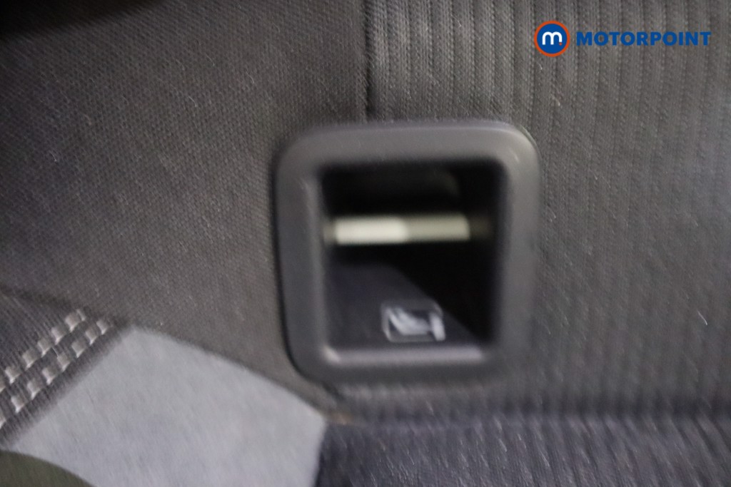 Volkswagen Polo R-Line Manual Petrol Hatchback - Stock Number (1571945) - 25th supplementary image