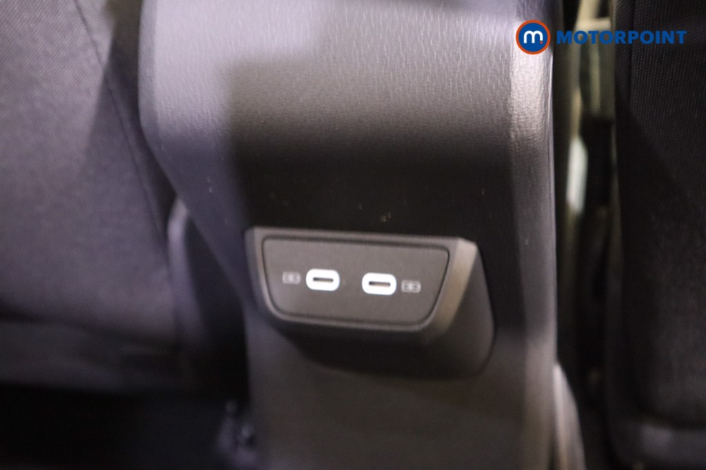 Volkswagen Polo R-Line Manual Petrol Hatchback - Stock Number (1571945) - 26th supplementary image