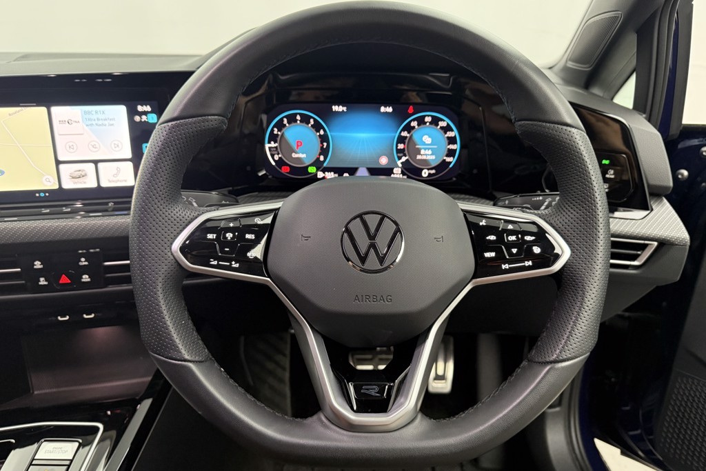Volkswagen Golf R-Line Automatic Petrol Hatchback - Stock Number (1571975) - 3rd supplementary image